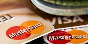 Moody’s Warns of Potential Risks as U.S. Banks’ Loans to Private Creditors Surge to $300 Billion: