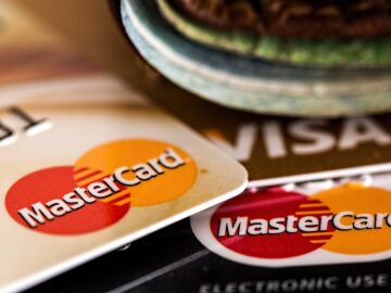 Moody’s Warns of Potential Risks as U.S. Banks’ Loans to Private Creditors Surge to $300 Billion: